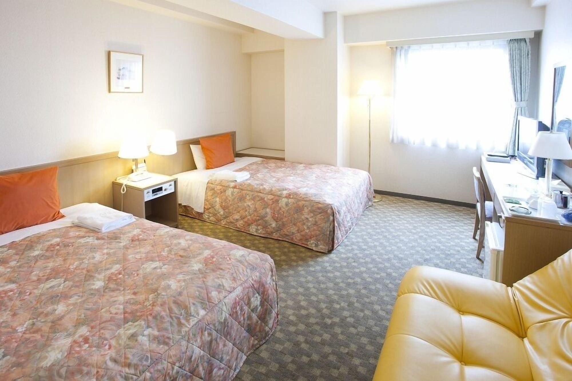 Pearl Hotel Kasai Tokyo Exterior photo